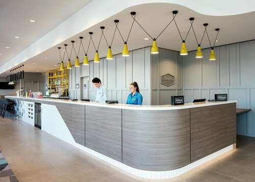 Hampton By Hilton Belfast City Centre, Забронировать Отель Бизнес-отели Белфаста, рядом с Тюрьма-музей Крамлин-Роуд, 4* 5*