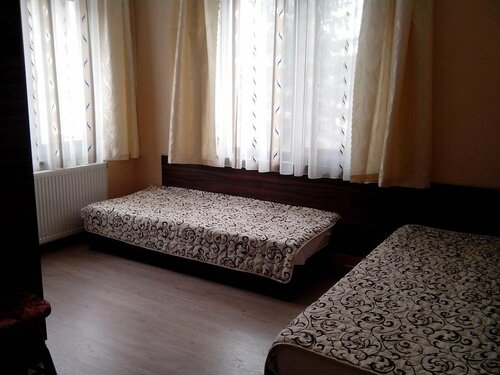Advel Guest Hous, Prenota Affittacamere Madzhare Monti Rila
