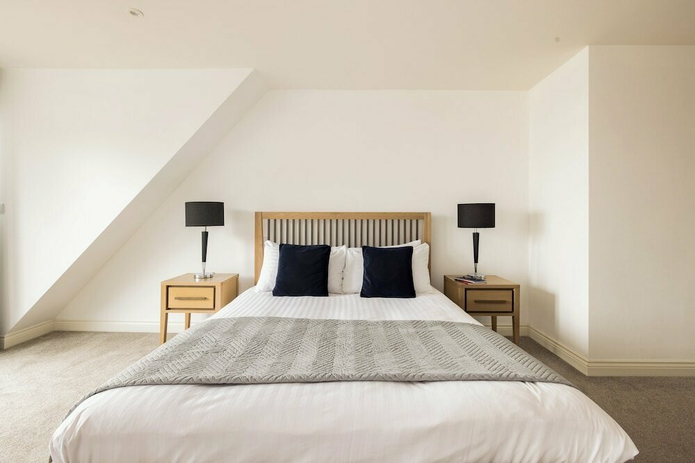 Charles Hope Apartments Heathrow South