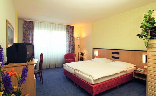 Hotel Wiental, Забронировать Отель Пресбаум Винервальд