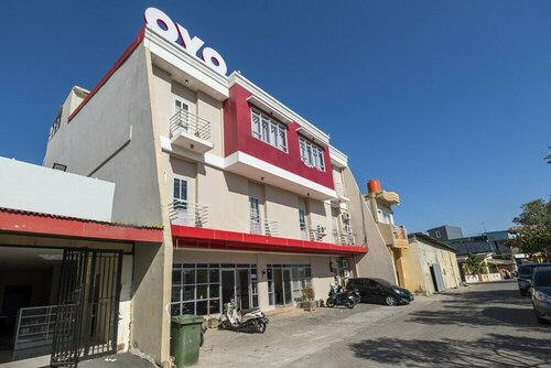 Rumah Indah Eksekutif Home Stay by RedDoorz, Prenota Hotel Makassar 