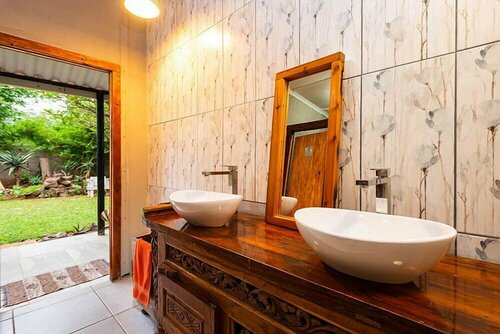 Biweda Nguni B&B, Брондау Таңертеңгі аспен бірге түндеу Мкузе Zululand
