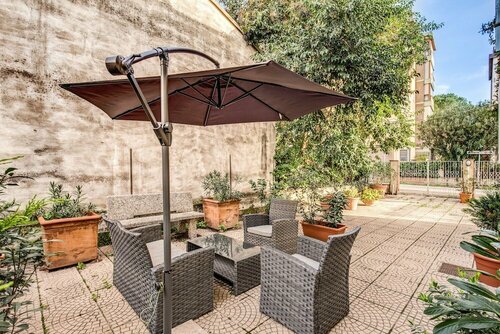 AwesHomeItaly - Vintage Rooms, Book Guesthouse Pisa Tuscany, near Borgo Stretto Street