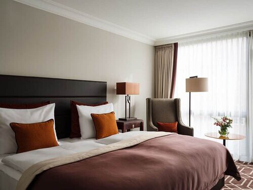 Althoff Hotel Fürstenhof, Забронировать Отель Целле Люнебургская пустошь, рядом с Круглосуточный музей искусств