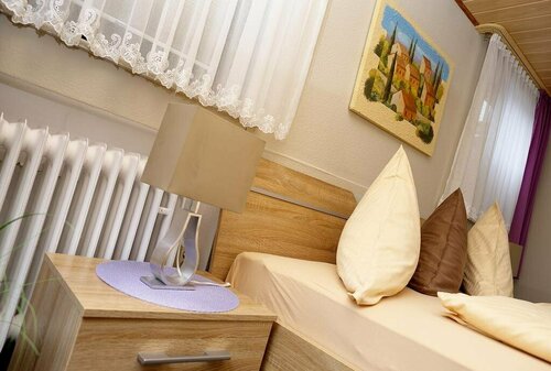 Hotel Rosenflora, Забронировать Отель Отели Нидегген 3 звезды, 3*
