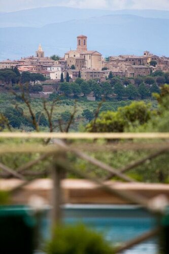 Agriturismo La Montagnola, Забронировать Отель Отели в центре Торджано, в центре, Парковка