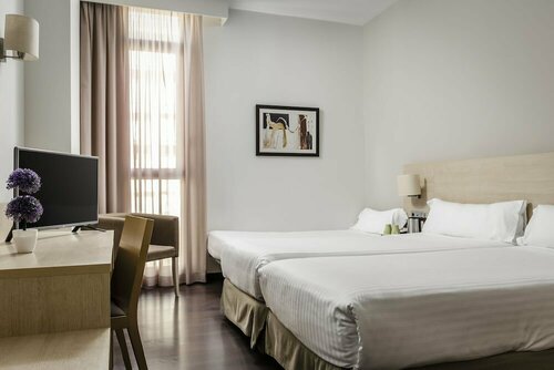 Hotel Exe Barcelona Gate, Забронировать Отель Отели Сан-Жоан-Деспи 3 звезды, 3*