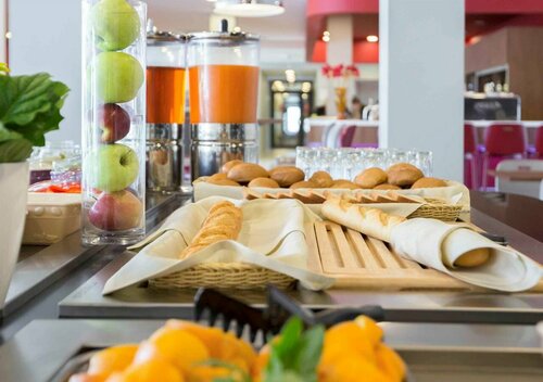 ibis Styles Vilnyus, Prenota Hotel Hotel a Contea di Vilnius con colazione, Colazione