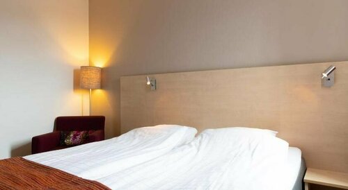 Hotell Vilja, Забронировать Отель Отели Умео с завтраком, рядом с Umeå Folkets Hus, Завтраки