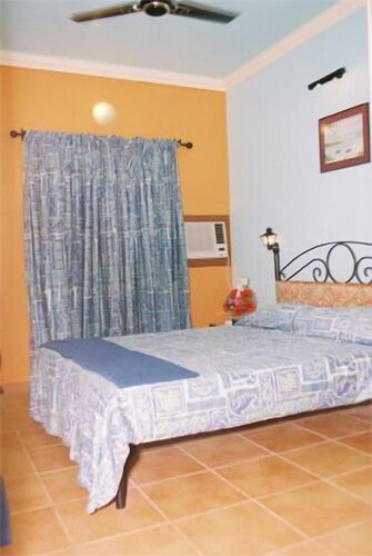Sodder's Svelton Manor, Book Hotel Goa hoteller med pool, Swimmingpool