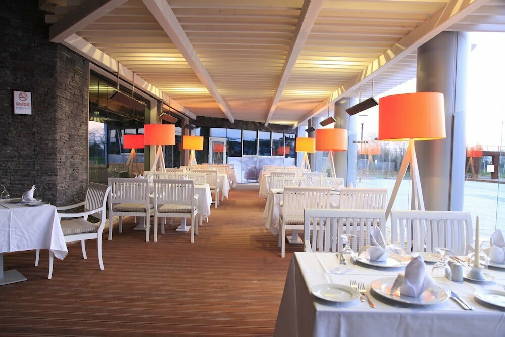 Kolin Hotel Spa & Convention Center
