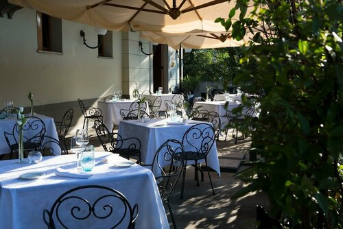 Starhotels Du Parc, Reserva ahora Hotel Hoteles en Parma con aparcamiento, cerca de Estación de Parma, Aparcamiento
