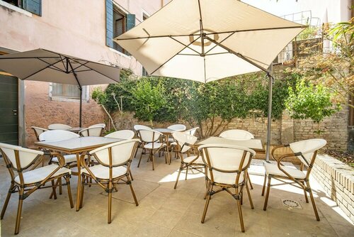 Residenza Centopietre - Dorsoduro by Wonderful Italy, Забронировать Апартаменты/квартира Дорсодуро Венеция