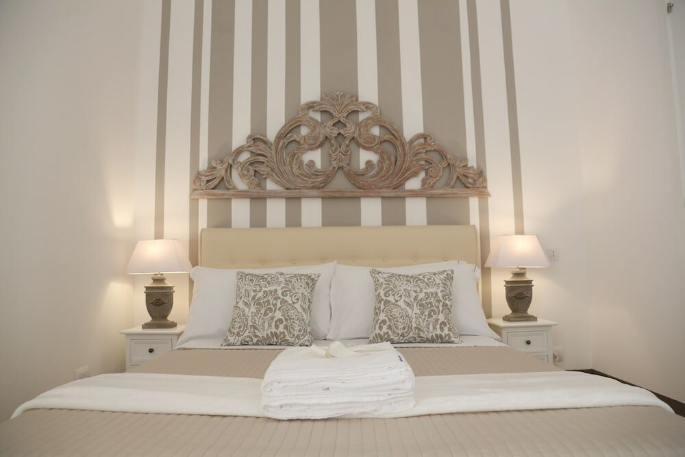 Dimi House