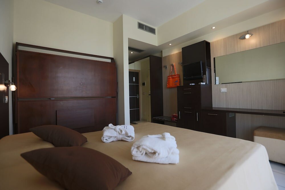 Hotel King 3 stars - Milano Marittima