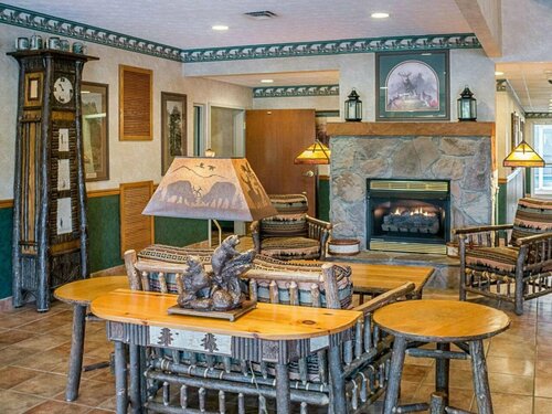 Quality Inn & Suites Big Stone Gap, Book Hotel Hoteller i Virginia med parkering, Parkering