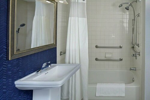 SummerPlace Inn, Забронировать Отель Дестин Emerald Coast