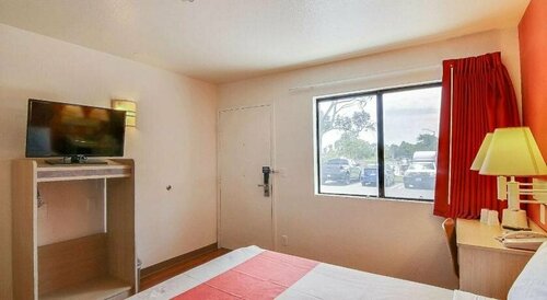 Motel 6-Santa Maria, CA - North, Забронировать Мотель Мотели Санта-Мария, рядом с Развлекательный комплекс Boomers! Санта-Мария, Мотель