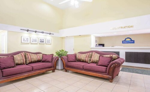 Days Inn by Wyndham Spartanburg Waccamaw, Buchen Sie Hotel Southern Shops 