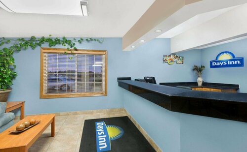 Days Inn by Wyndham Newton, Book Hotel Newton Iowa