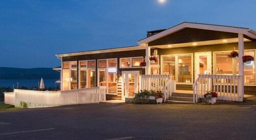 Silver Dart Lodge, Book Hotel Baddeck Cabot Trail