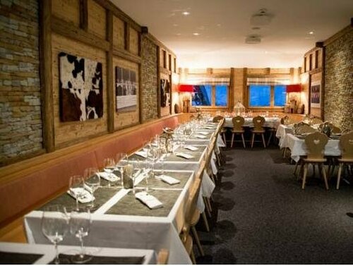 Alpenlodge Kühboden, Varaa Hotelli Fiesch Goms