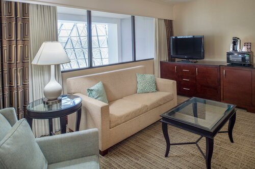 Crowne Plaza Hotel St. Louis Airport, Rezervovat Hotel Bridgeton Missouri