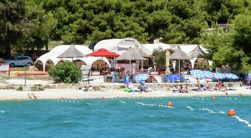 Hotel Medena, Забронировать Отель Отели Трогир с завтраком, рядом с Частный Пляж «Сикрет Гарден Барада Бич Апартмент», Завтраки