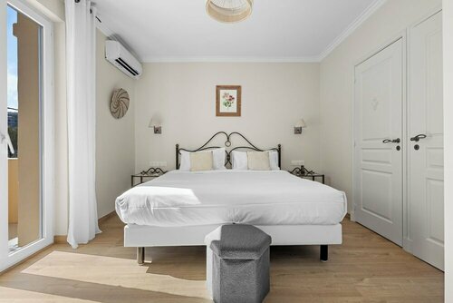 Hôtel Sainte Valérie, Rezervasyon Otel Alpes-Maritimes havuzlu oteller, Yüzme Havuzu