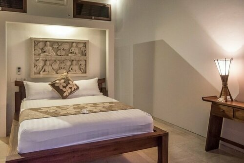 Villa Bon Bon, 100m from Beach, Ideal for Families, Забронировать Вилла Бизнес-отели провинции Бали, 4* 5*