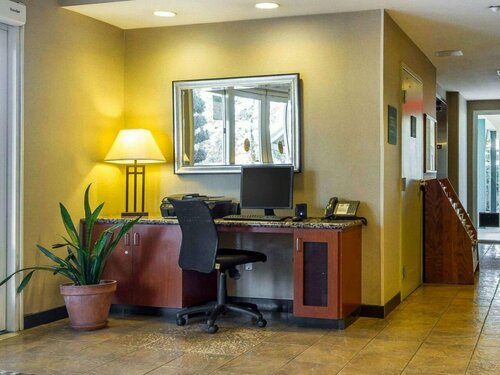 Quality Inn & Suites Livermore Wine Country, Забронировать Отель Ливермор Область залива Сан-Франциско