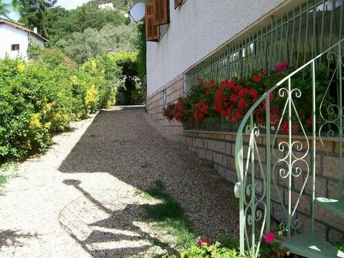 Villa La Casa di Giacomo, Reserva ahora Villa Hoteles en Pigna con piscina, Piscina