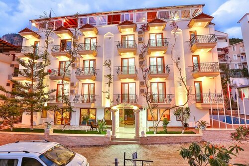 Hotel Kayahan, Забронировать Отель Отели Каш с бассейном, рядом с Small Pebble Beach, Бассейн