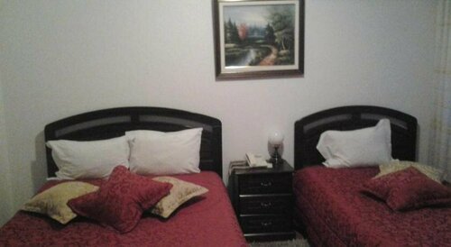 Residencial Pinto, Varaa Bed and Breakfast Hotellit Beira Interior Norte aamiaisella, Aamiainen