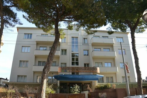 Hotel Corallo Rimini, Забронировать Отель Отели Римини с бассейном, Бассейн