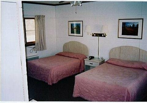 Dartford Inn, Rezerwuj Hotel Hotele w Wisconsin z Basenem, Basen