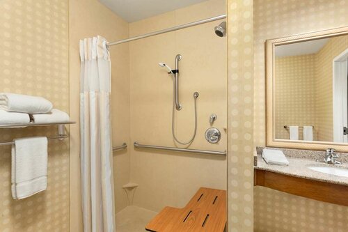 Hilton, Buchen Sie Hotel Ramona 