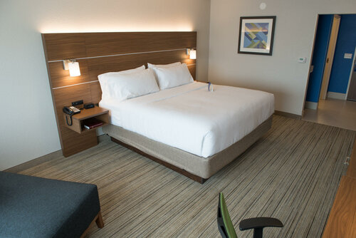 Holiday Inn Express & Suites Louisville N - Jeffersonville by IHG, Rezervovat Hotel Hurstbourne Louisville Metropolitan Area