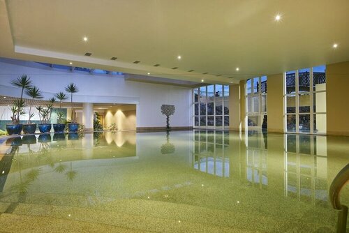 PortoBay Santa Maria, Забронировать Отель Отели Фуншал с парковкой, рядом с Музей вышивки, Парковка