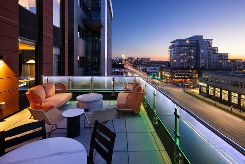 Moxy Madison Downtown, Rezerwuj Hotel Madison Wisconsin