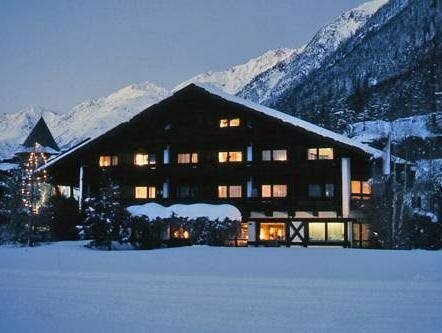 Hotel am Hof, Забронировать Отель Отели Зельден 3 звезды, 3*