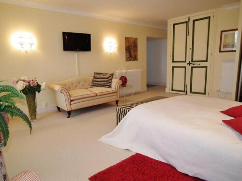 Chateau La Cour, Book Hotel Culey-le-Patry Normandy