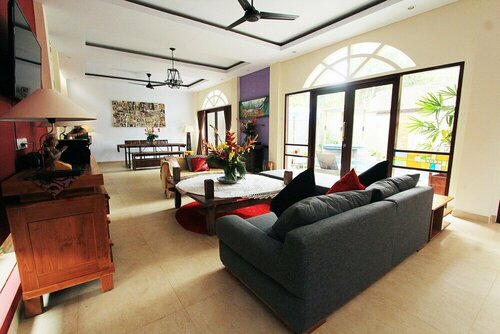 Villa 5S, Забронировать Вилла Отели Убуд с бассейном, рядом с Sobek Rafting, Бассейн