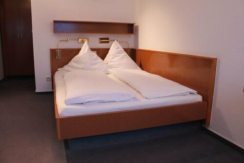 Hotel Roemerstein, Book Hotel Mainz Rhineland-Palatinate