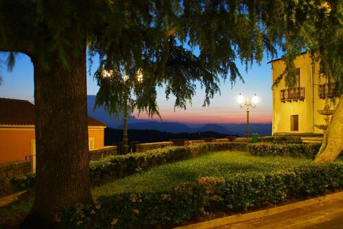 Palazzo Ruggiero, Rezervați Bed and Breakfast Montefusco 