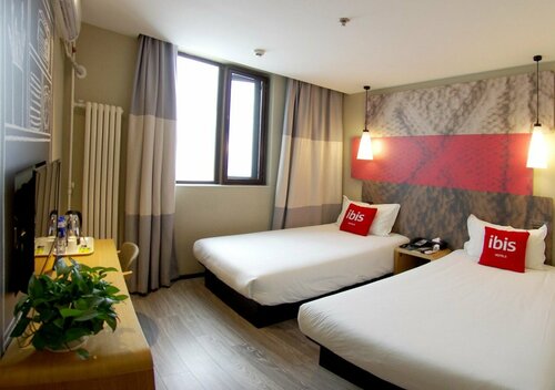 ibis Beijing Tiantandongmen Metro Station Hotel, Забронировать Отель Отели Пекина с парковкой, рядом с Tiantandongmen Station, Парковка