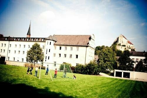 Jugendherberge Burghausen, Book Hotel Burghausen Upper Bavaria