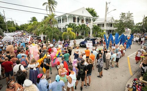 La Concha Key West, Autograph Collection, Забронировать Отель Отели Ки-Уэст с бассейном, рядом с Sails To Rails Museum at Flagler Station, Бассейн