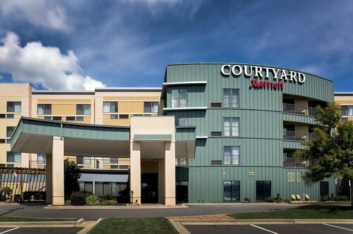 Courtyard Statesville Mooresville/Lake Norman, Забронировать Отель Отели и гостиницы Стейтсвилл, Отель