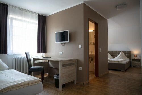 Mörsbergei Landgasthof, Reservar Pousada (com pequeno-almoço) Bubenreuth Nuremberga